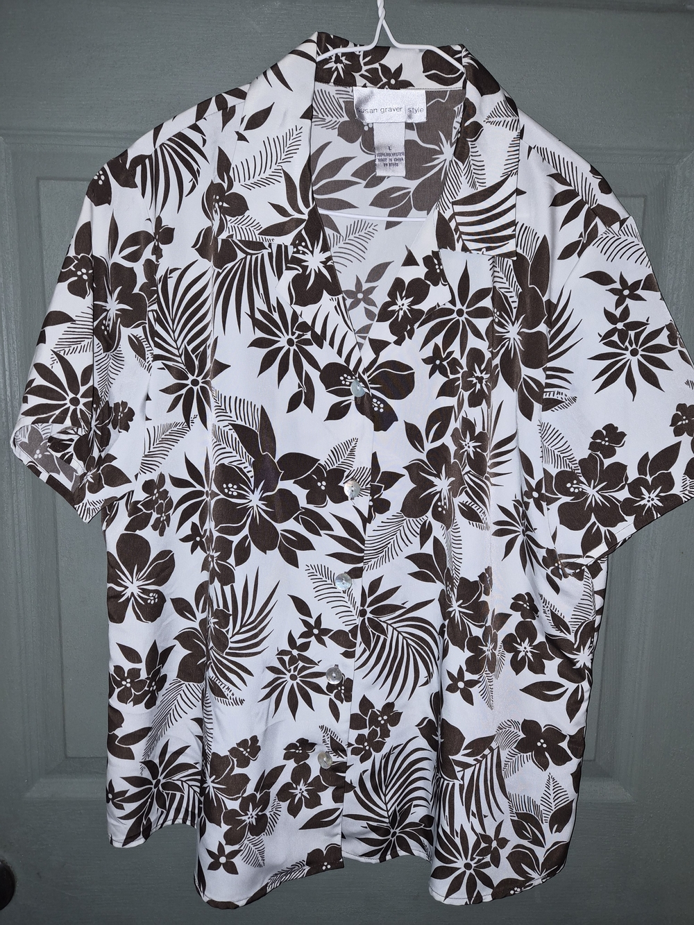 Susan Graver White & Brown Floral Casual Button-Down Shirt